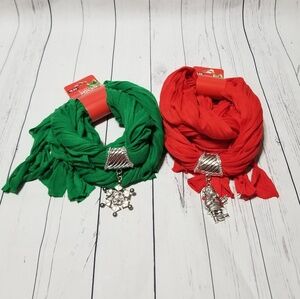 Holiday Charm Scarf Set